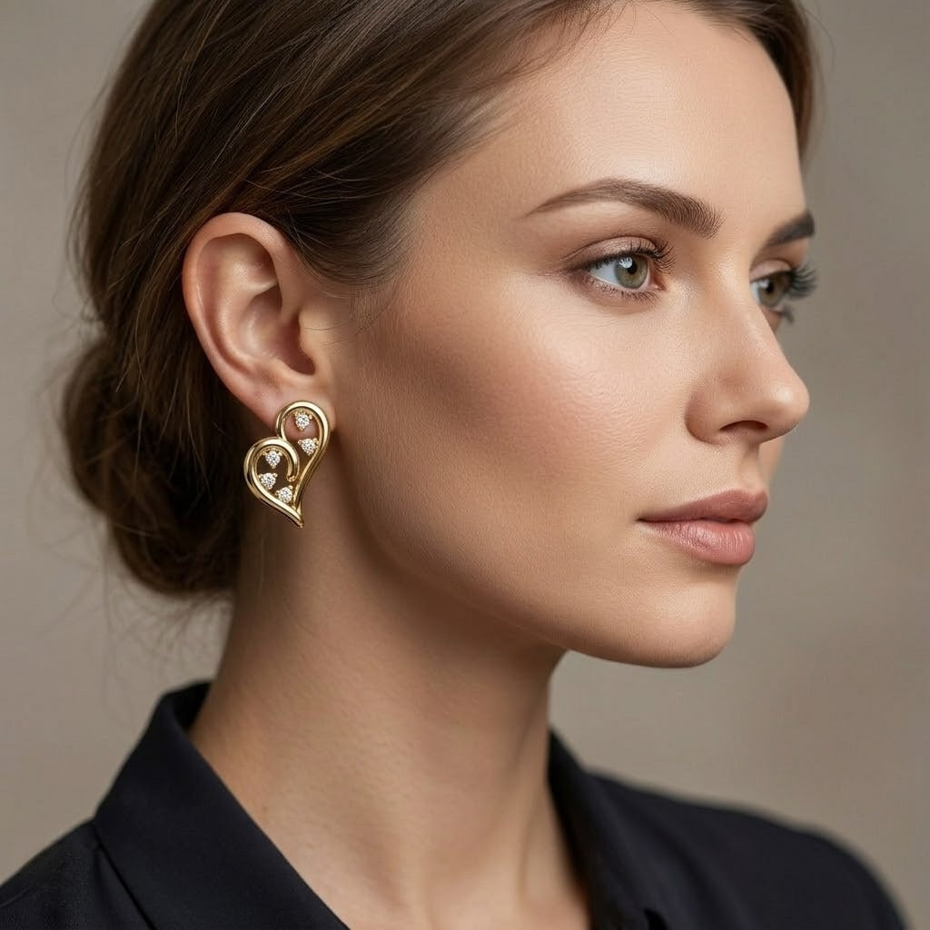 Curved Heart Diamond Earring