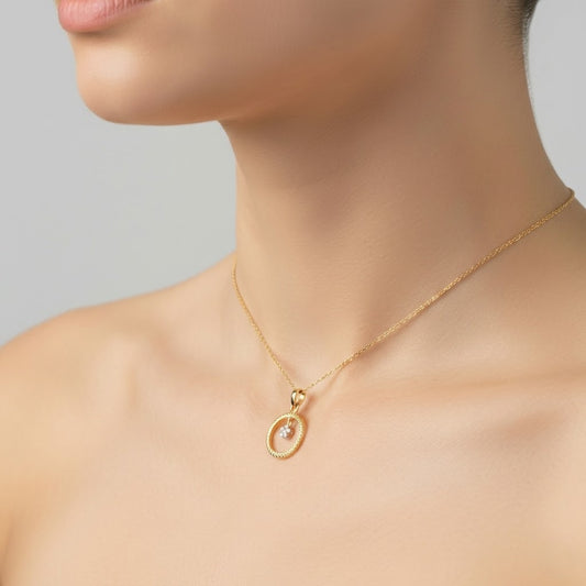 Textured Circle Star Drop Diamond Gold Pendant