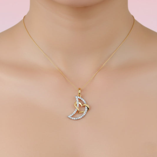 Leaf Curve Motif diamond gold pendant