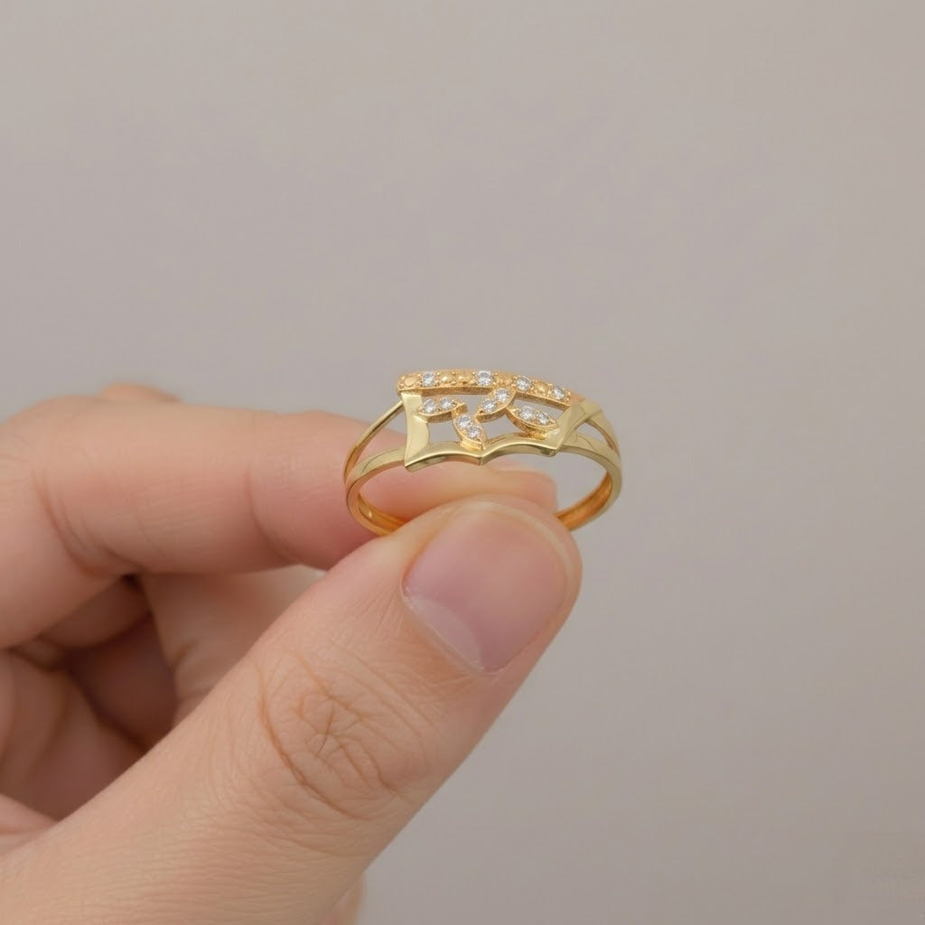 Crown Inspired Layered Sparkle Design Diamond Gold Ring