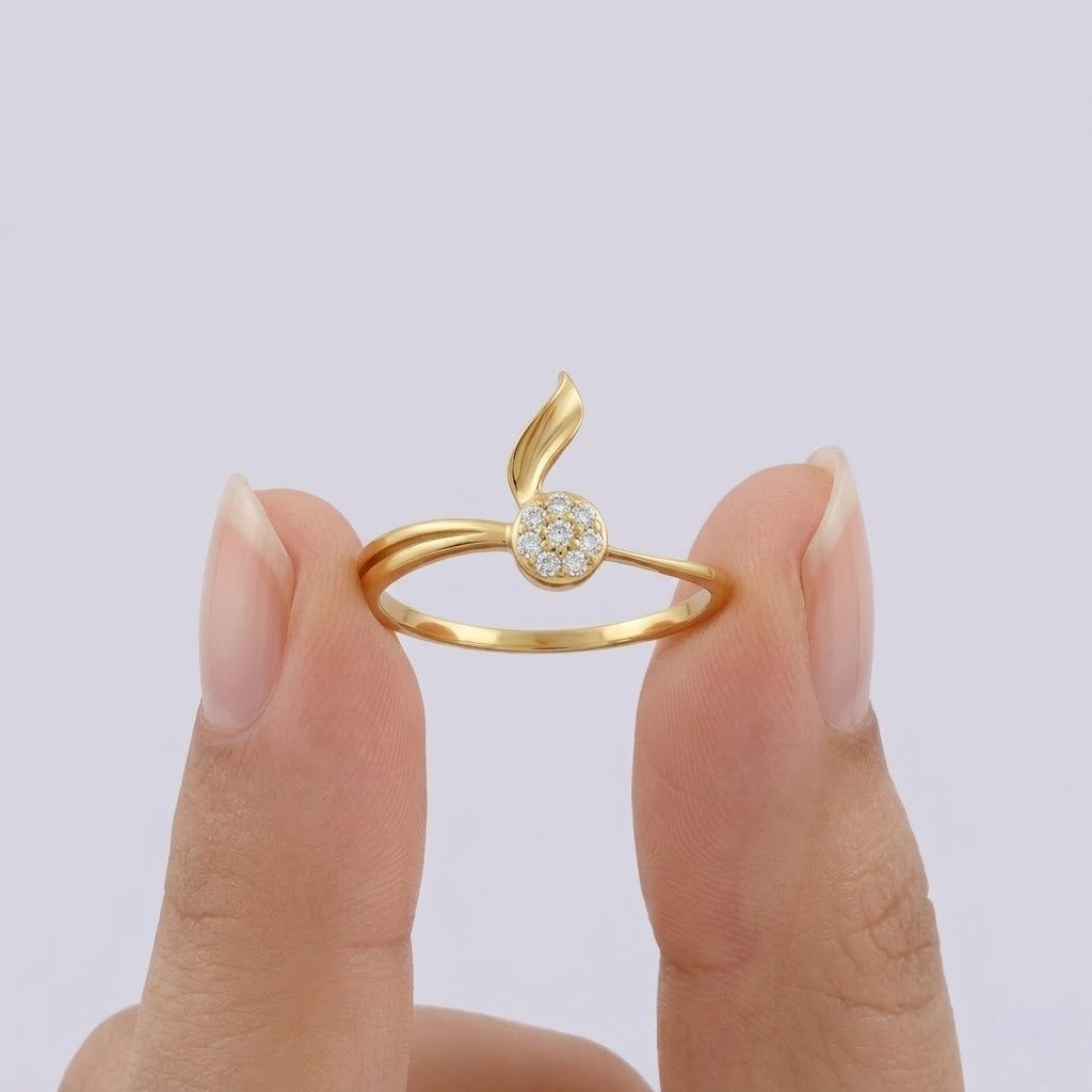Rising Flame Motif Diamond Gold ring