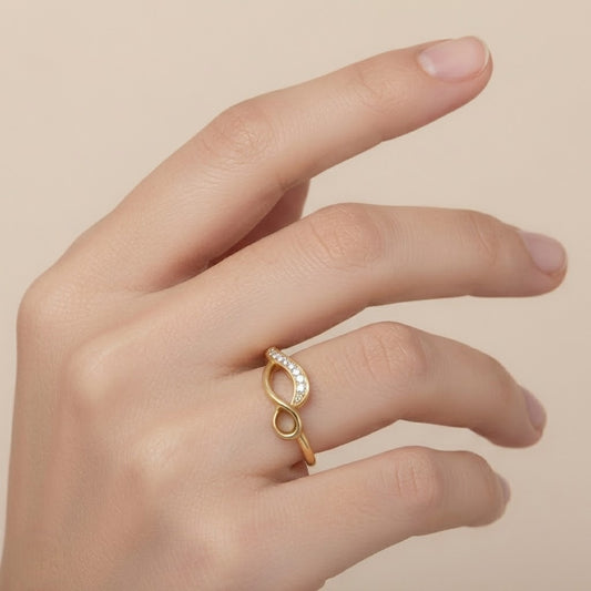 Wave infinity shimmer diamond gold ring