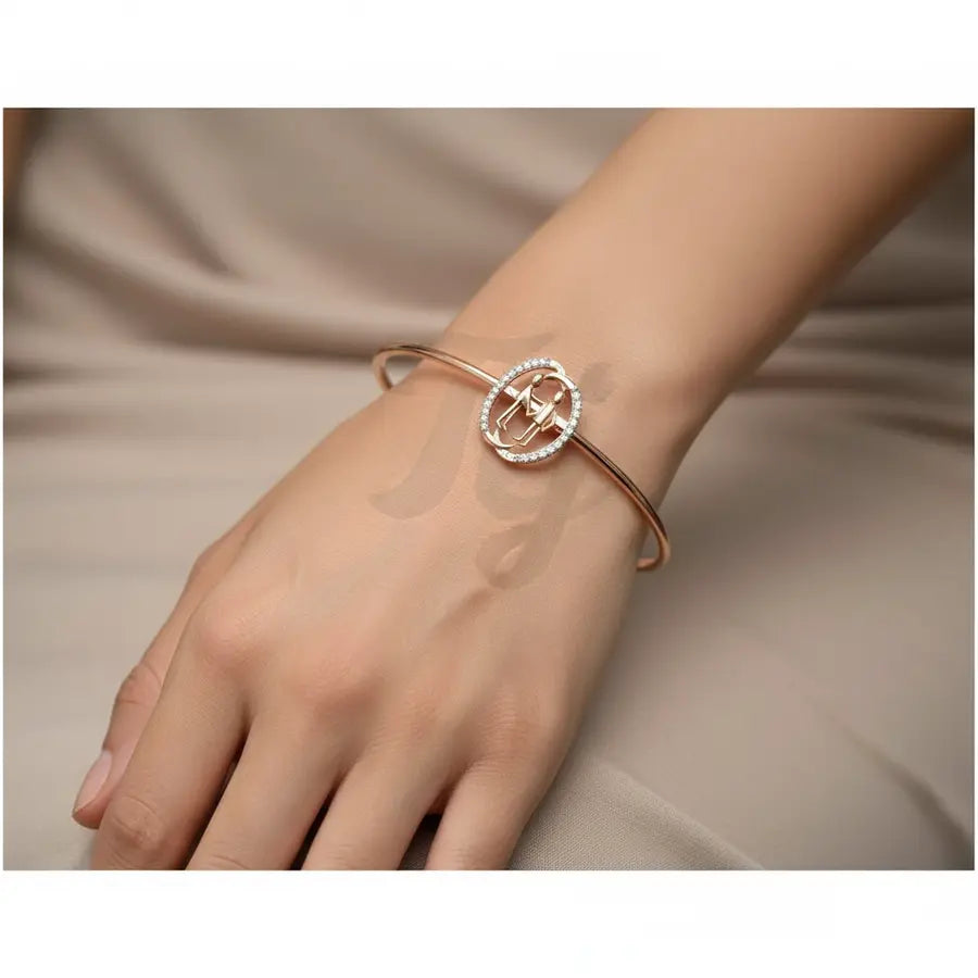 Forever Friends Handshake Gold Bangle