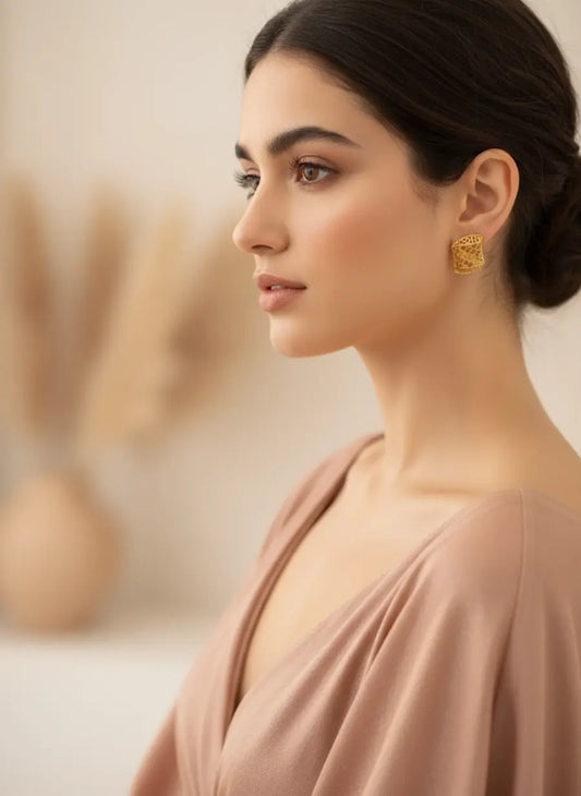 Honeycomb Curve Gold Earrings