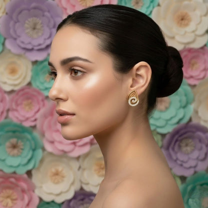 Gold Swirl Diamond Earring