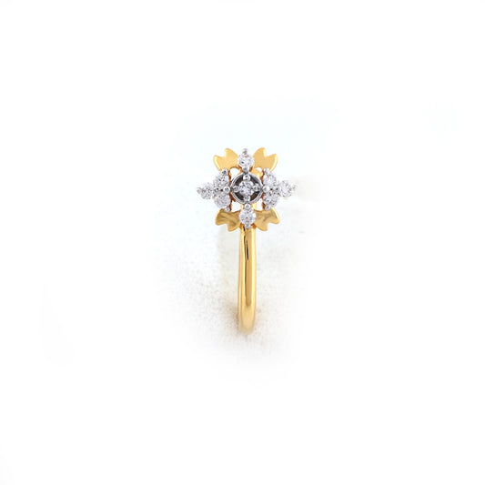 Royal Floral Spark Diamond Gold Nose Pin