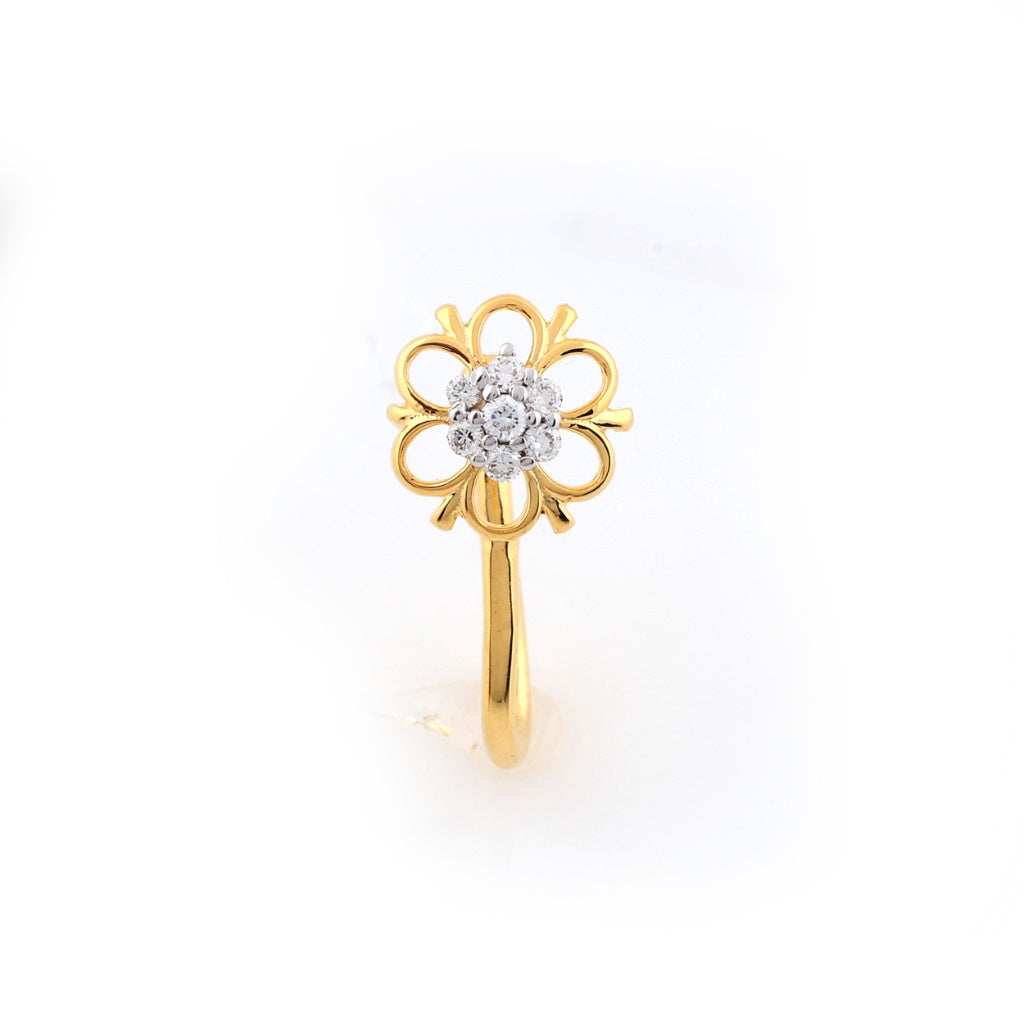 Elegant Floral Cluster Diamond Gold Nose Pin