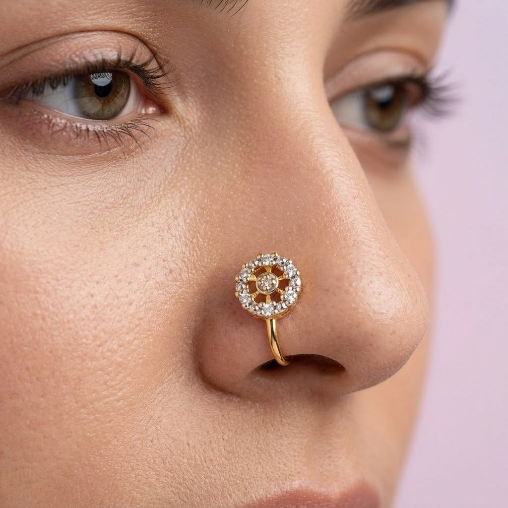 Blooming Petal Shine Diamond Gold Nose Pin