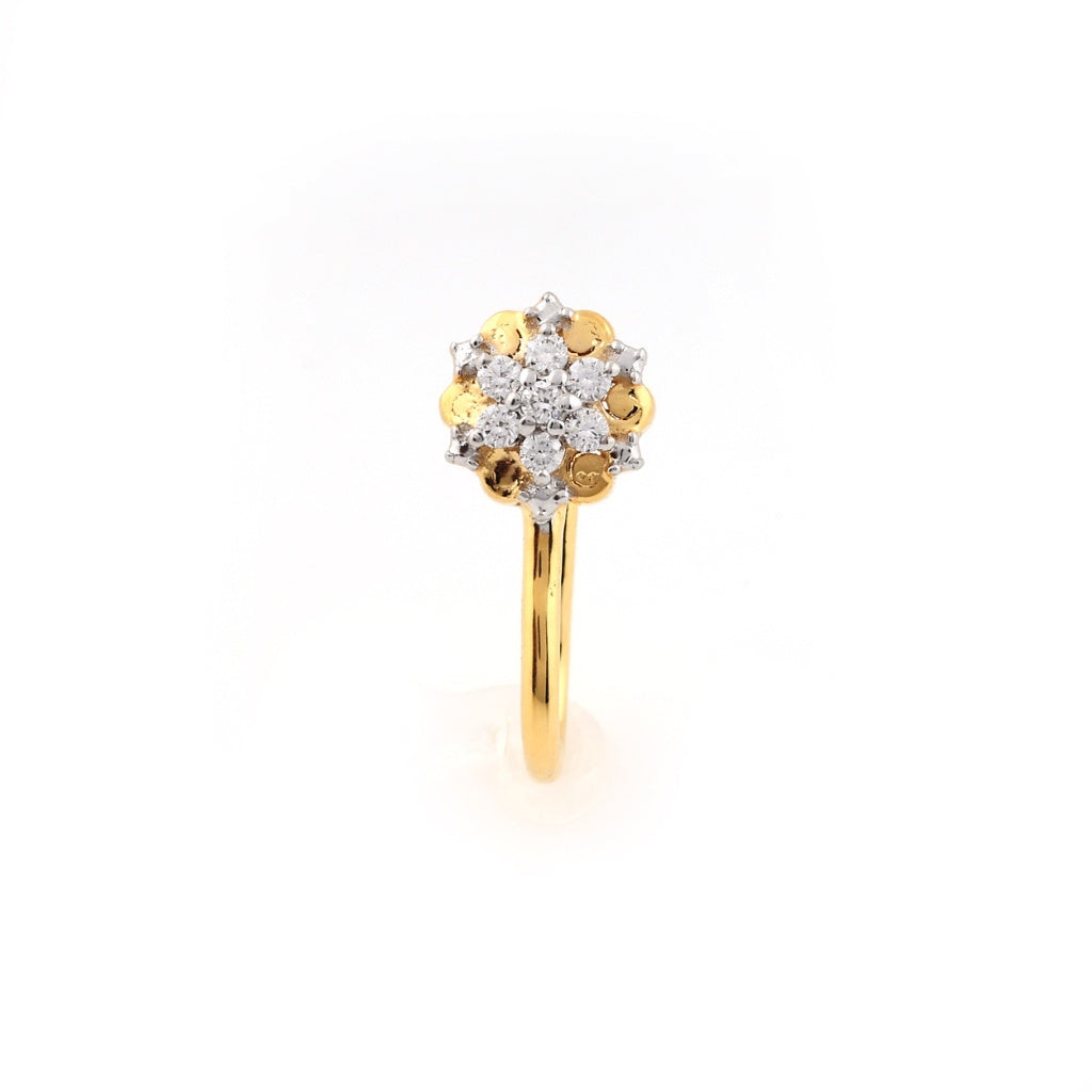 Radiant Blossom Cluster Finish Diamond Gold Nose Pin