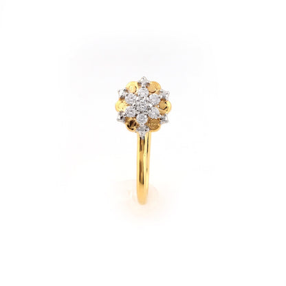 Radiant Blossom Cluster Finish Diamond Gold Nose Pin