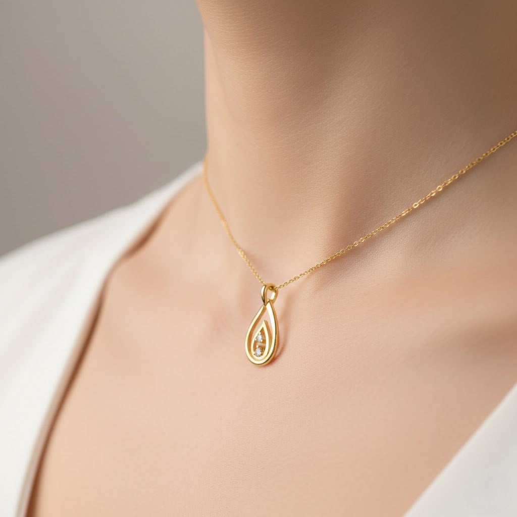 Nested Dew Sparkle Diamond Gold Pendant