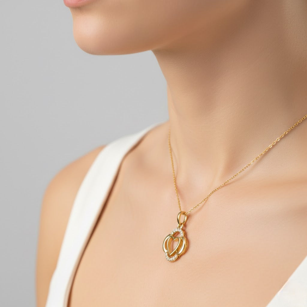 Interlocking Heart Circle Elegant Diamond Gold Pendant