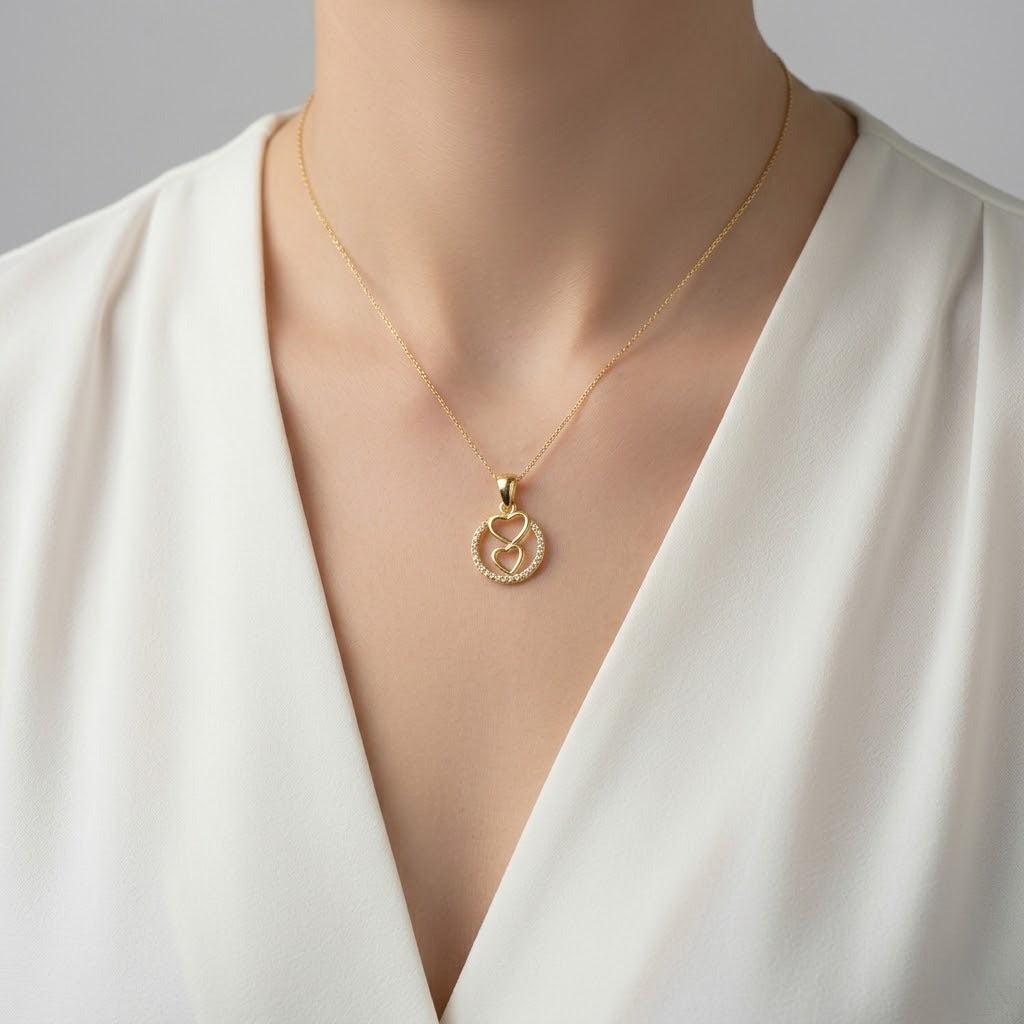 Interlinked Heart Circle Sparkle Diamond Gold Pendant