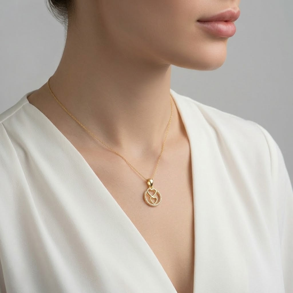 Interlinked Heart Circle Sparkle Diamond Gold Pendant