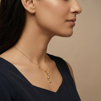 Elegant Gold Curve Diamond Pendant