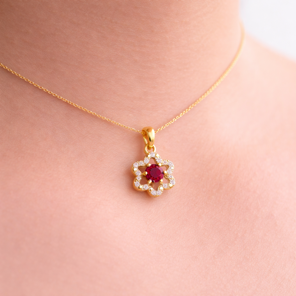 Elegant Floral Openwork Sparkle Design Diamond Gold Pendant