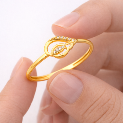 Bloomed Ribbon Diamond Gold Ring