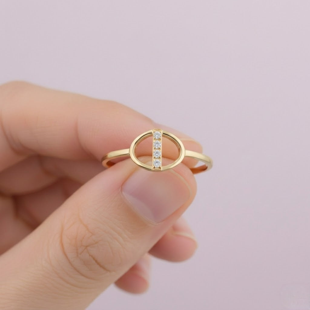 Oval Frame Diamond Bar Gold Ring