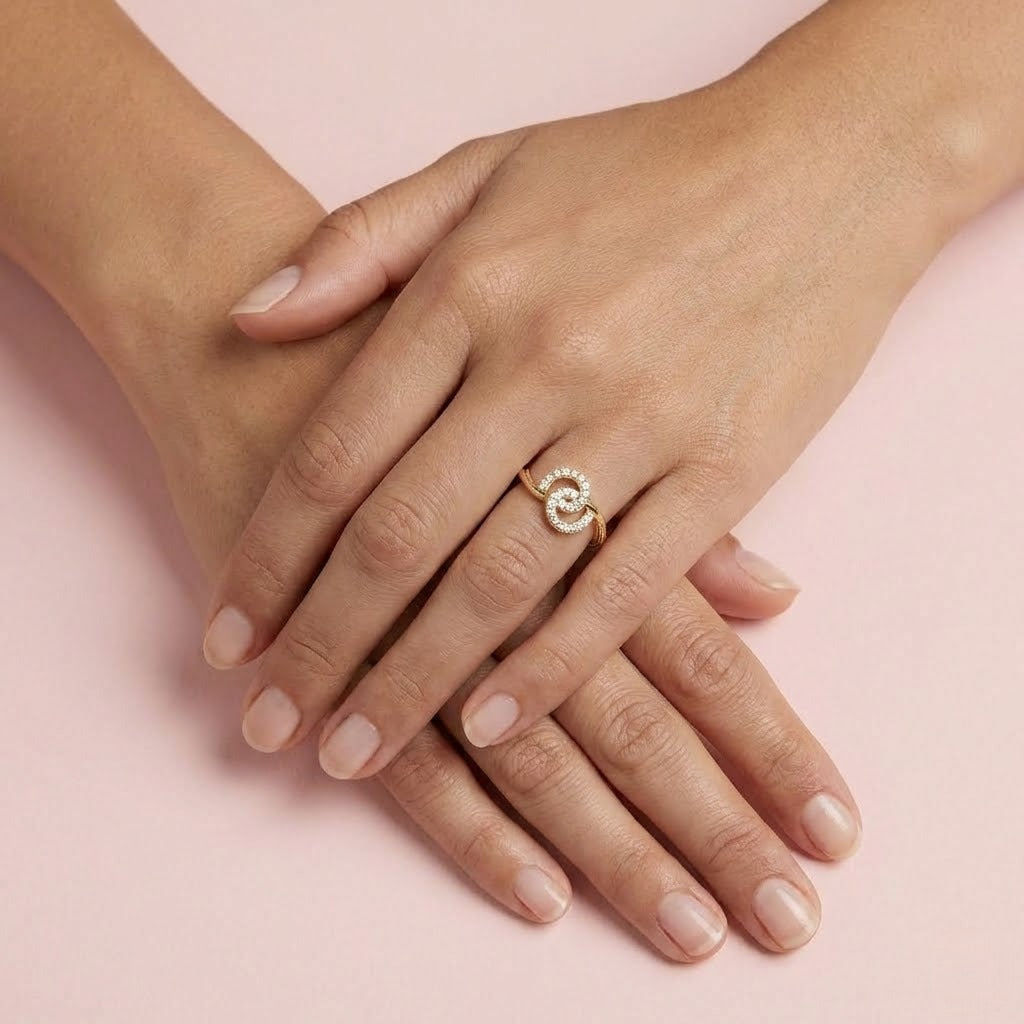 Linked Circle Sparkle Ring
