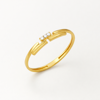 Linear Trio Accent Diamond Gold Ring