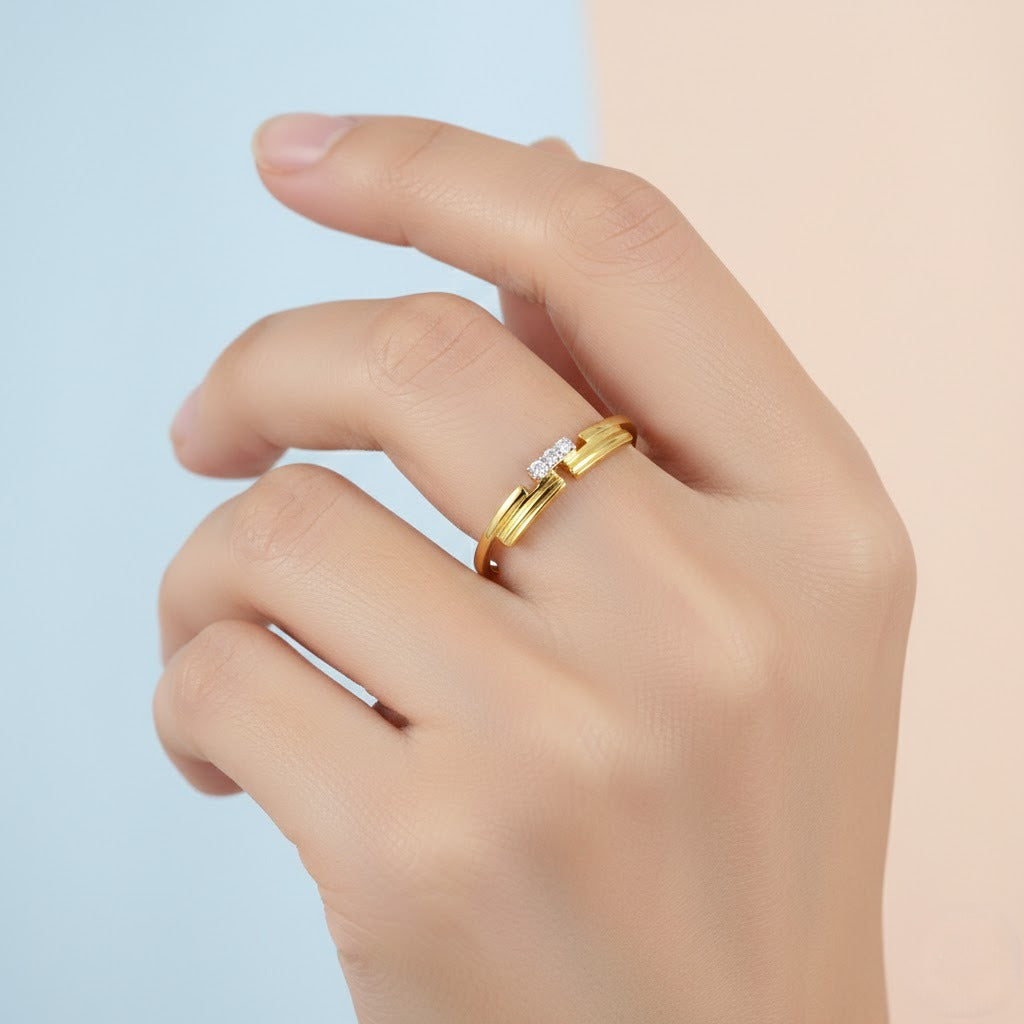 Linear Trio Accent Diamond Gold Ring