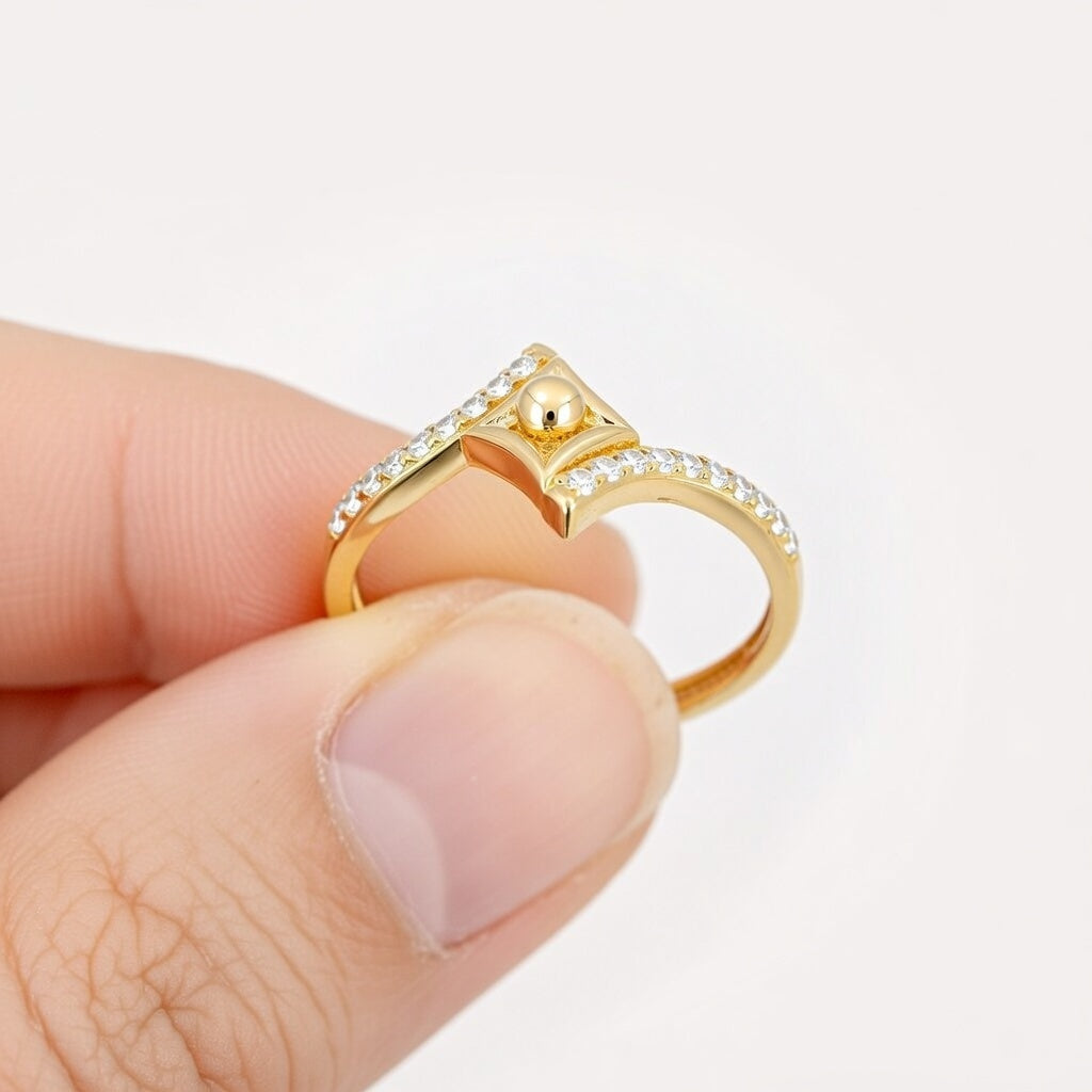 Geometric Pyramid Sparkle Design Diamond Gold Ring
