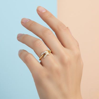Modern Loop Curve Sparkle Design Diamond Gold Ring