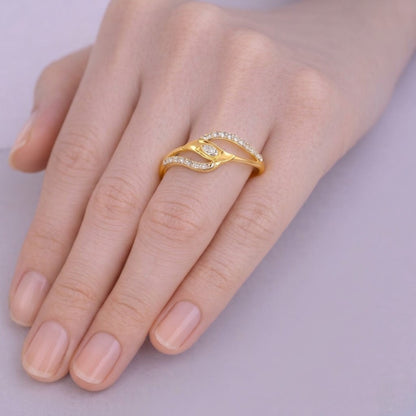 Elegant Intertwined Wave Sparkle Diamond Gold Ring