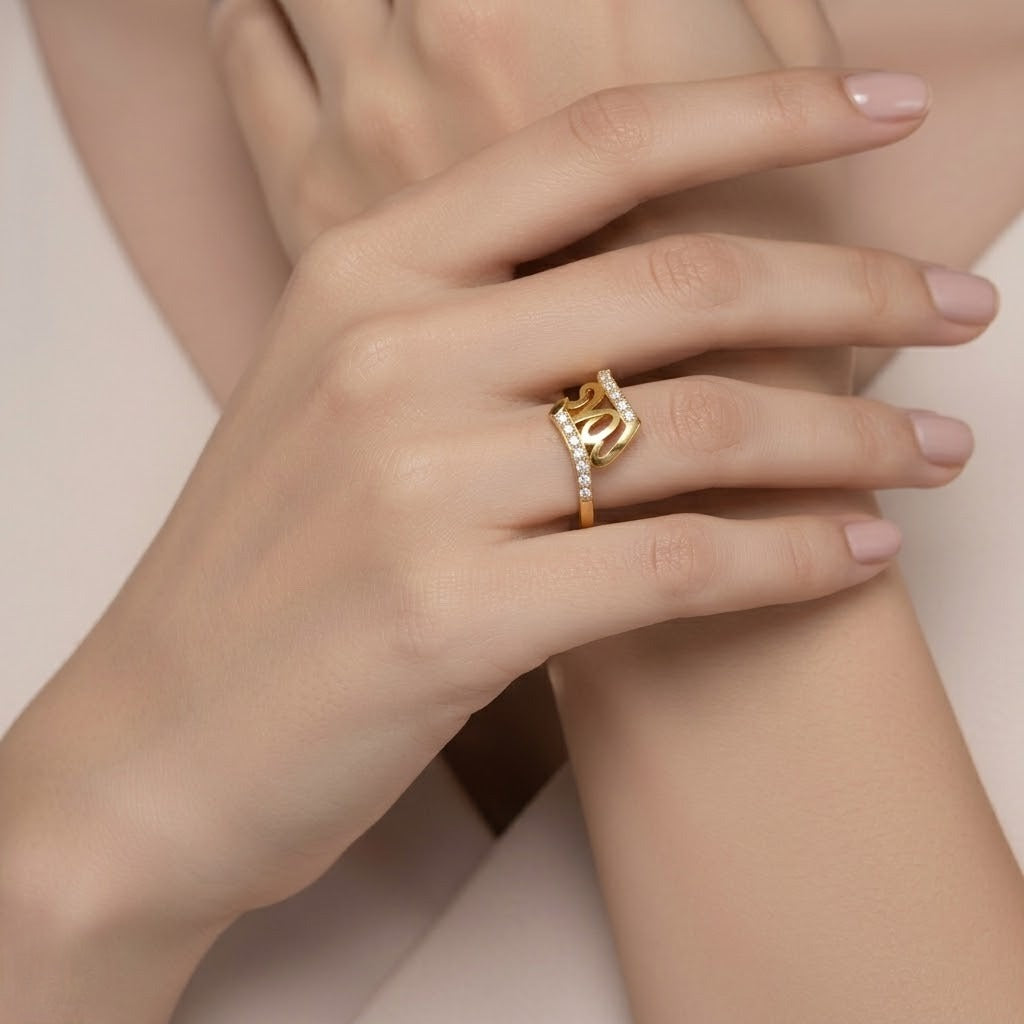 LOVE Diamond Gold Ring