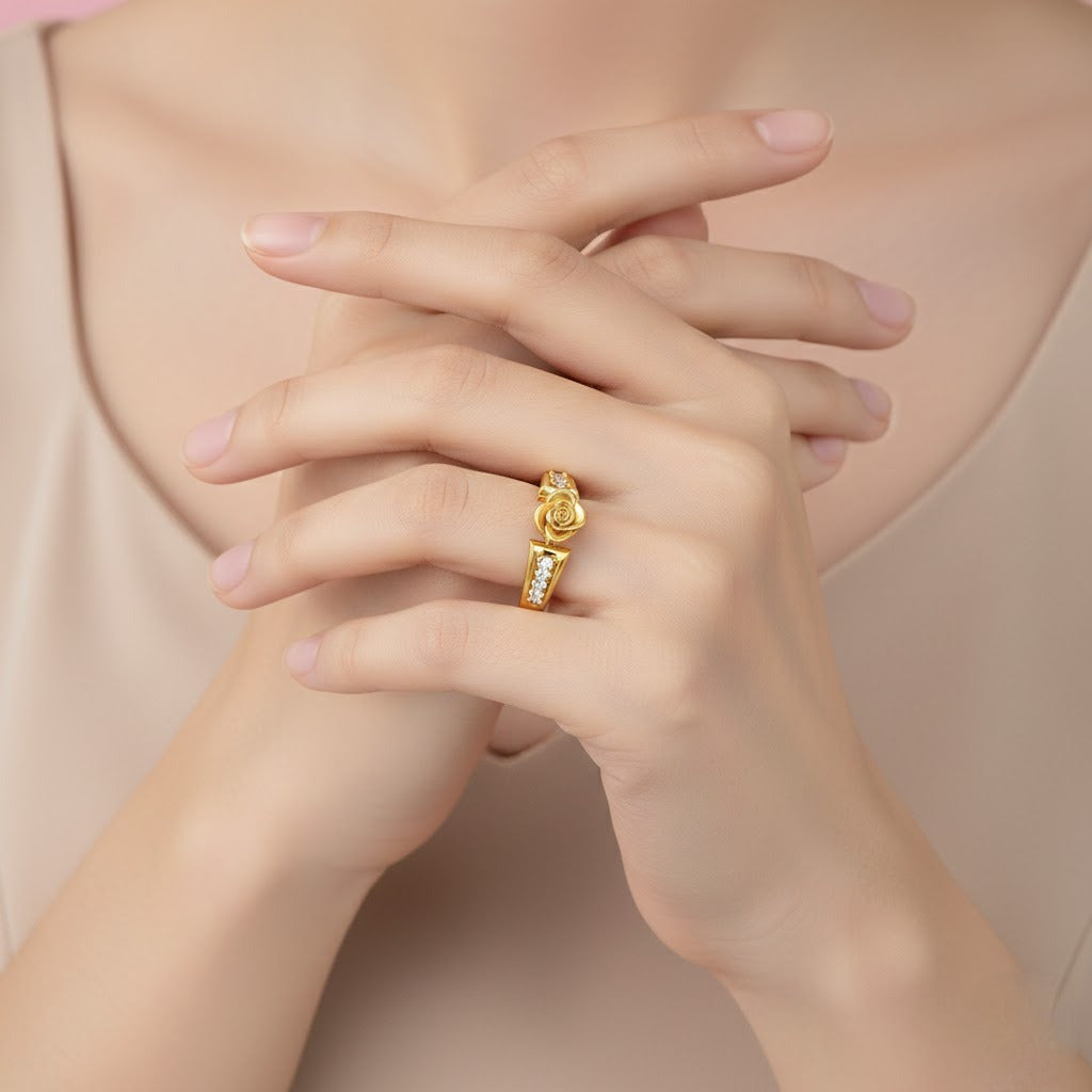 Rose Center Diamond Gold Ring