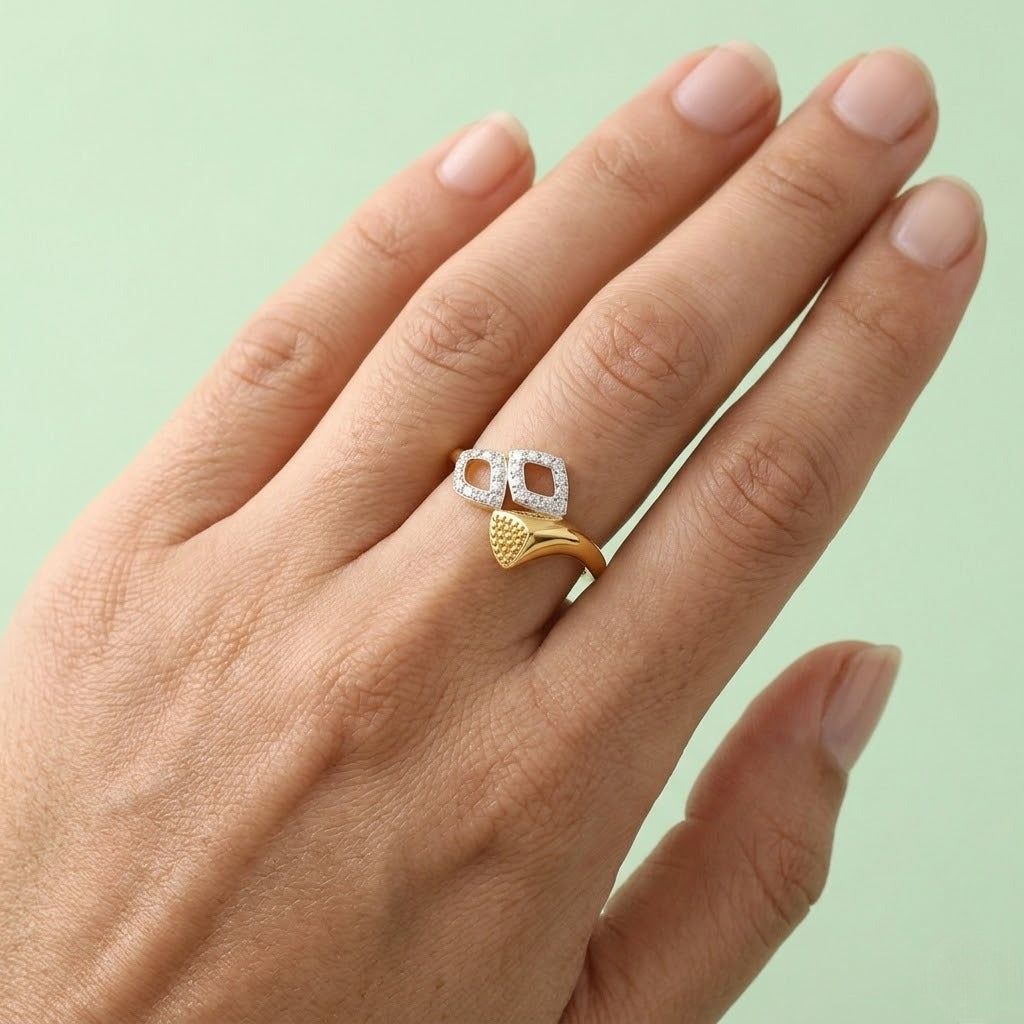 Regal Crest Curve Diamond Gold Ring