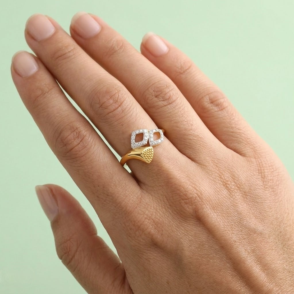 Regal Crest Curve Diamond Gold Ring