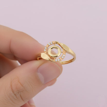 Modern Oval Halo Flow Design Diamond Gold Ring