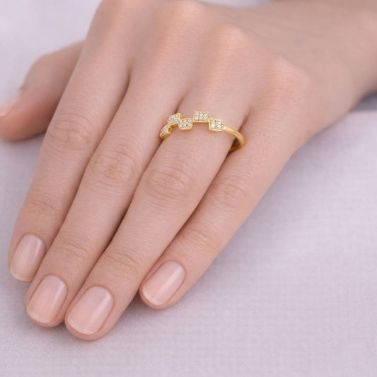 Geometric Floral Sparkle Band Diamond Gold Ring