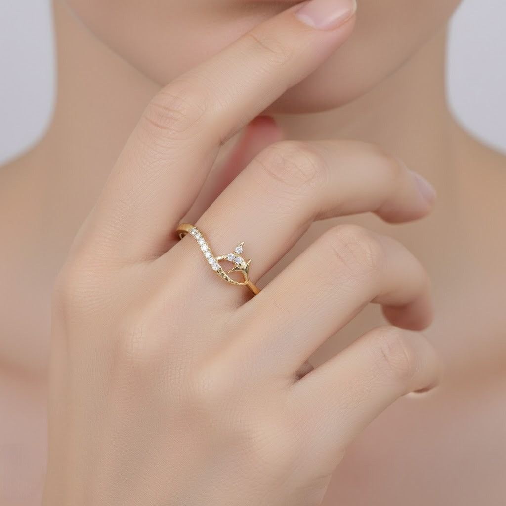 Butterfly Curve Diamond 9K Gold Ring