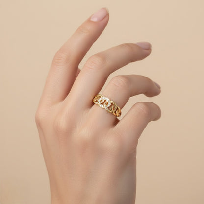 Interlinked Scroll Diamond Gold Ring