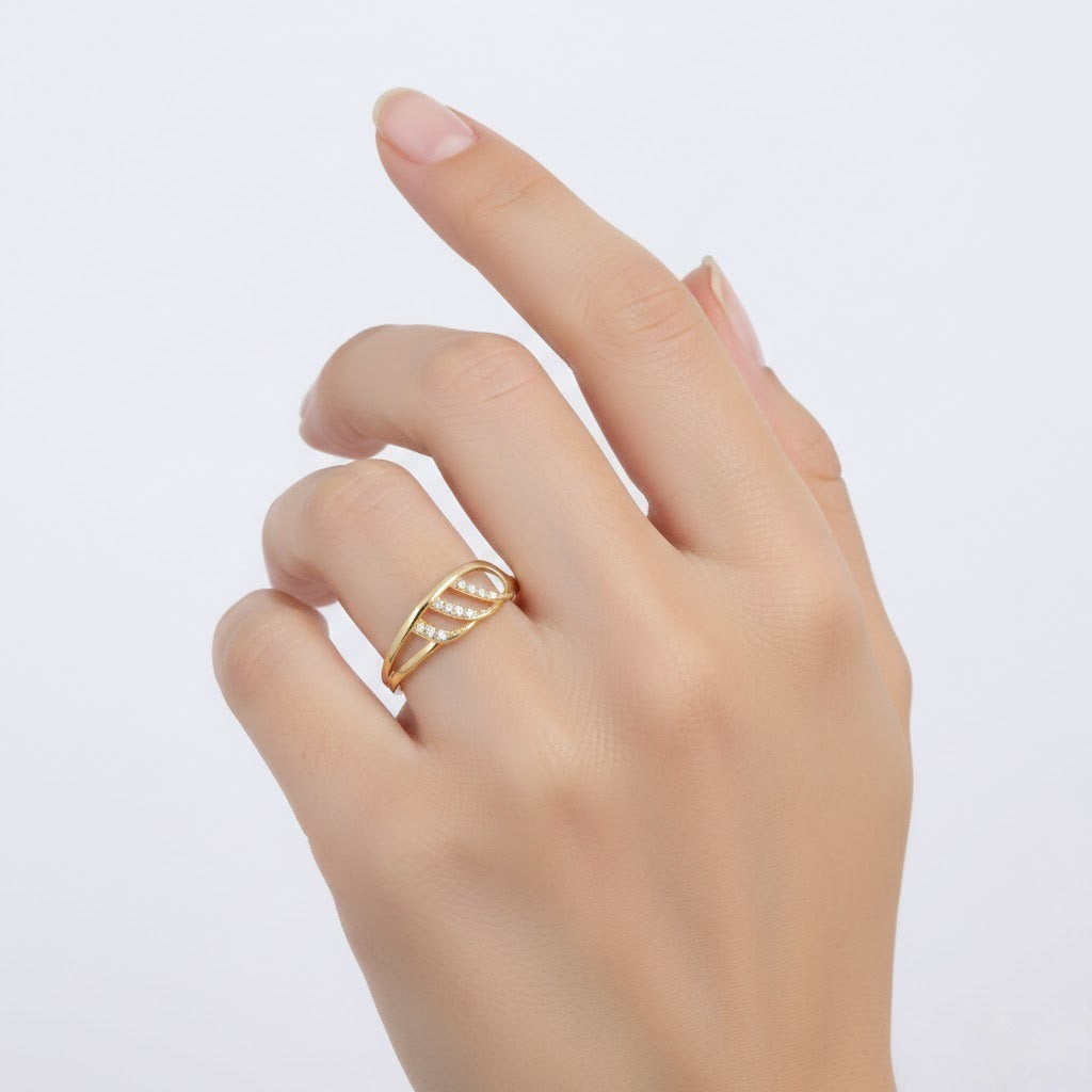 Layered Oval Flow Sparkle Design Diamond Gold Ring