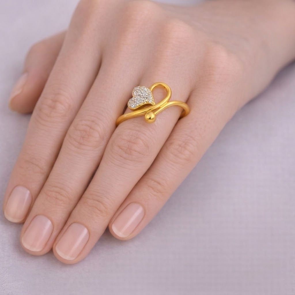 Graceful Heart Bloom Sparkle Diamond Gold Ring