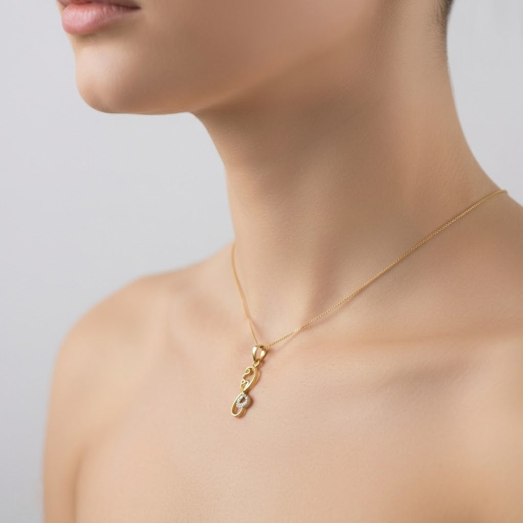 Elegant Swirl Heart Charm Diamond Gold Pendant