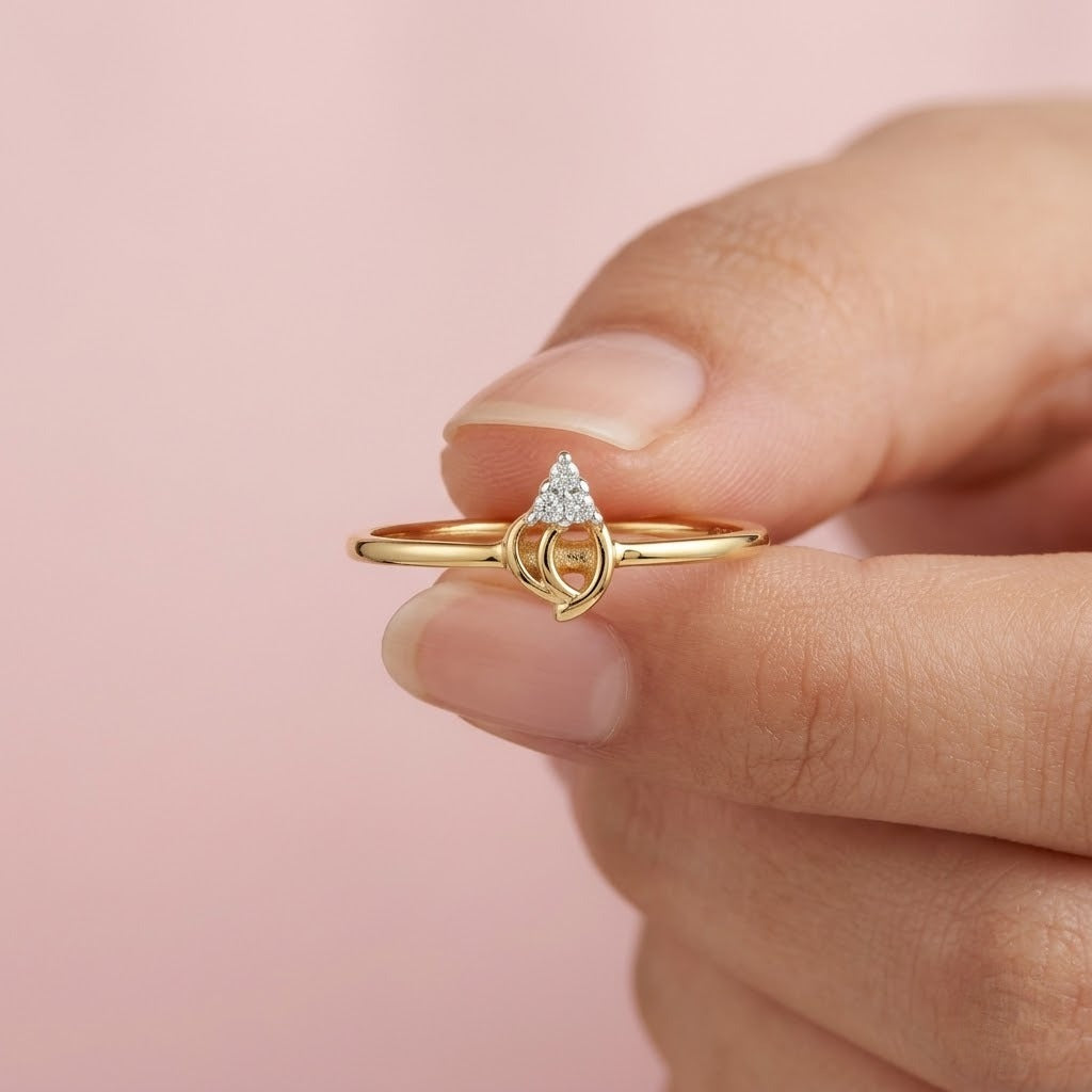 Elegant Gold Twist Diamond Ring