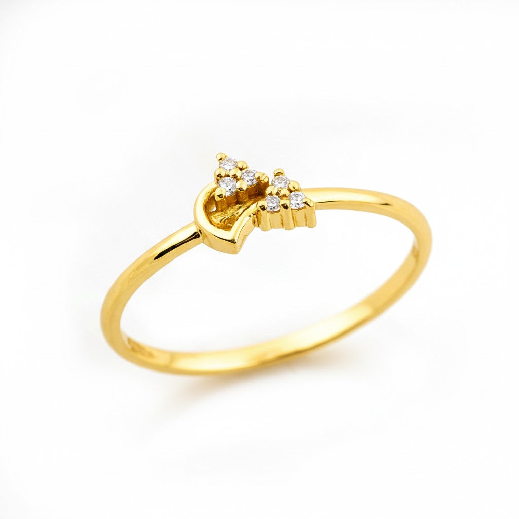 Radiant Crest Gold Ring