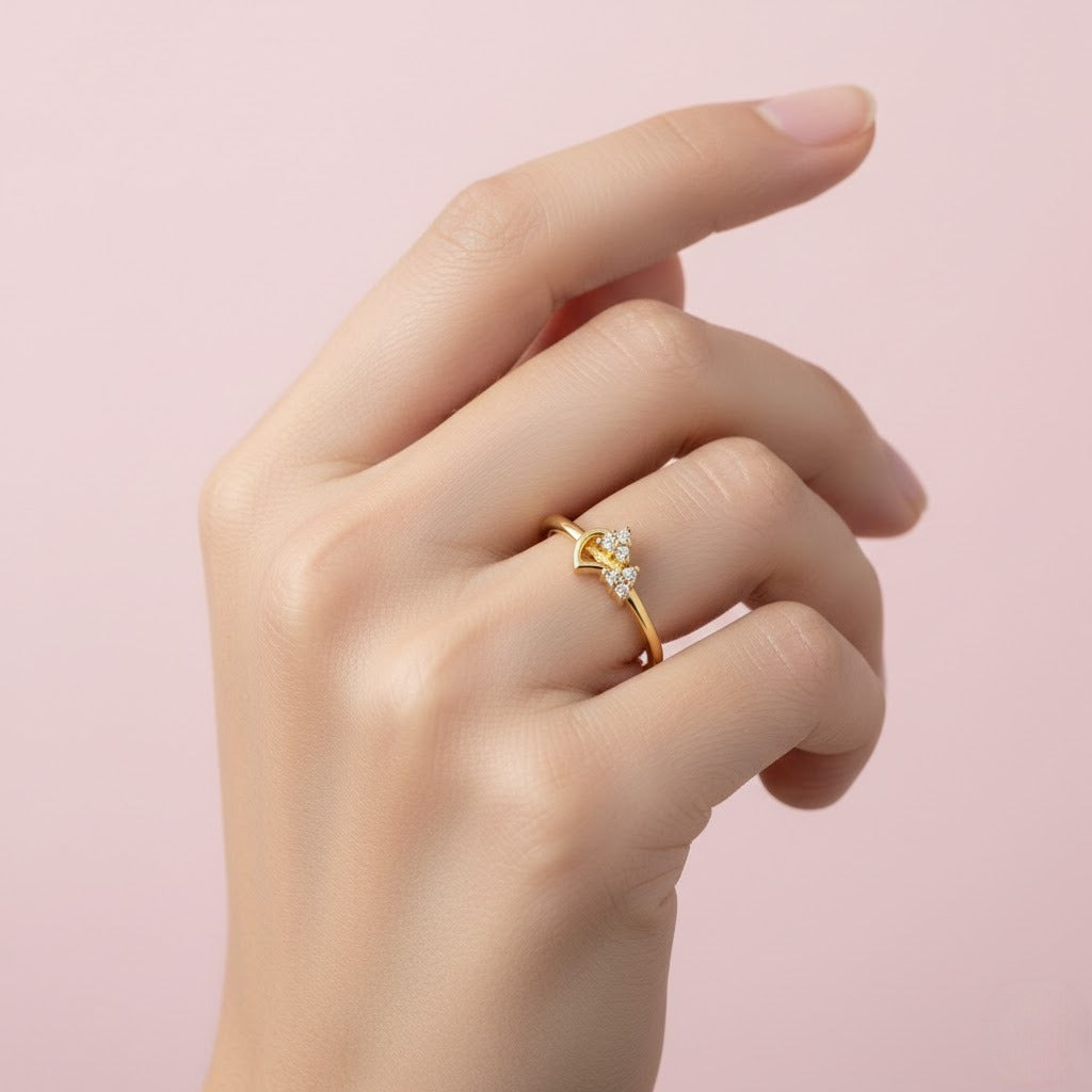 Radiant Crest Gold Ring