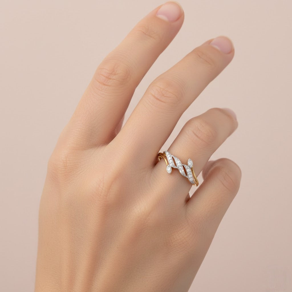 Graceful Gold Leaf Diamond Ring