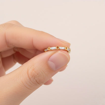 Circular Link Diamond Gold Ring