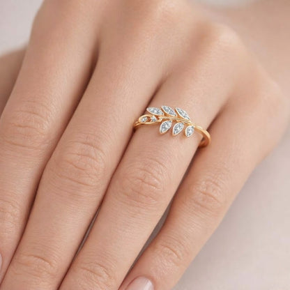 Graceful vine leaf diamond gold ring