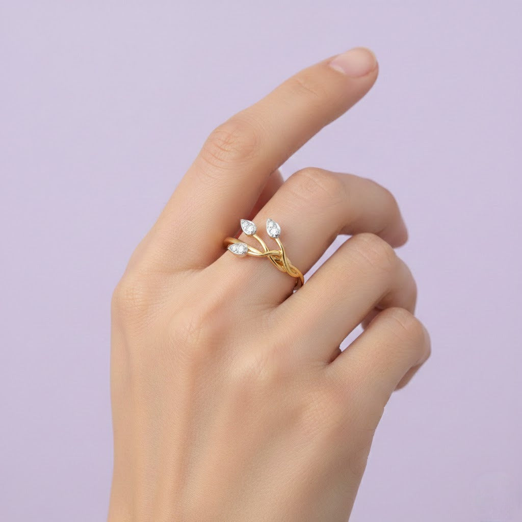 Elegant Silver Leaf Diamond Ring