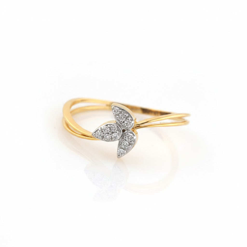 Leaf Twist Diamond Gold Ring