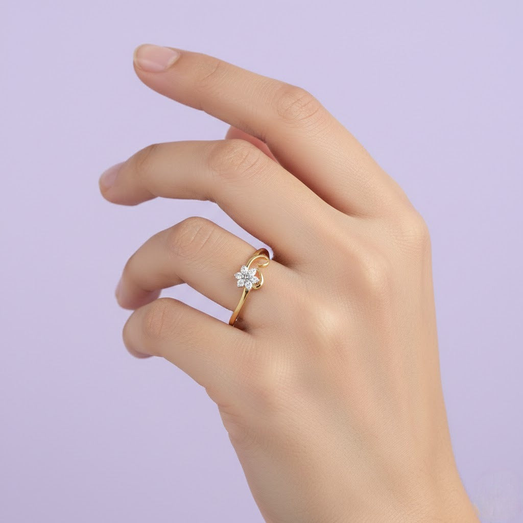 Emerald Bloom Twist Ring