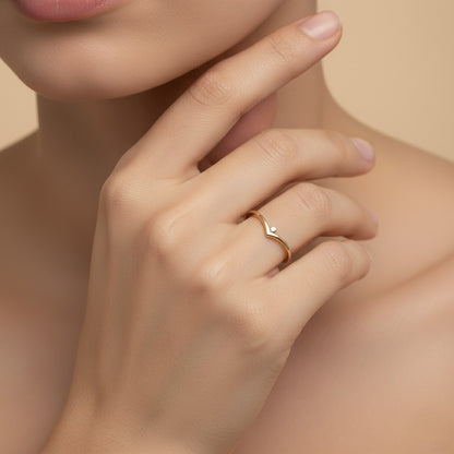Chevron Curve Diamond Gold Ring