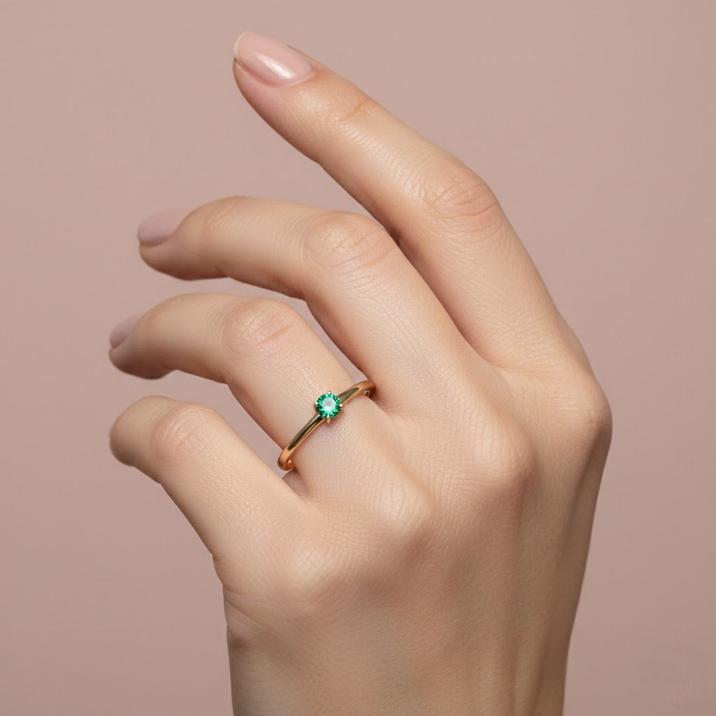 Minimal Emerald Charm Gold Ring